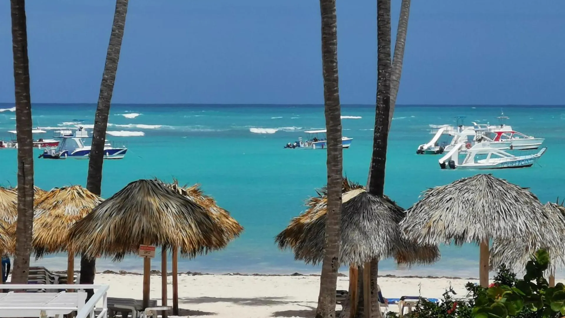 Hotel Caribbean Oasis - Villas And Apartments - Playa Los Corales Punta Cana
