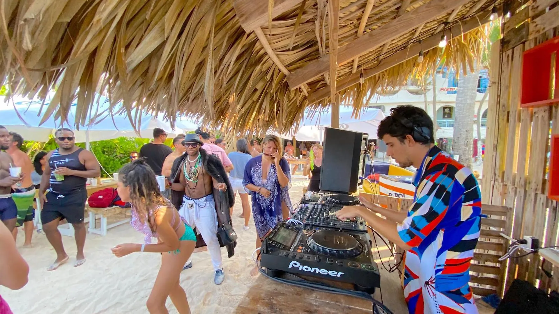 Hotel Caribbean Oasis - Villas And Apartments - Playa Los Corales Punta Cana