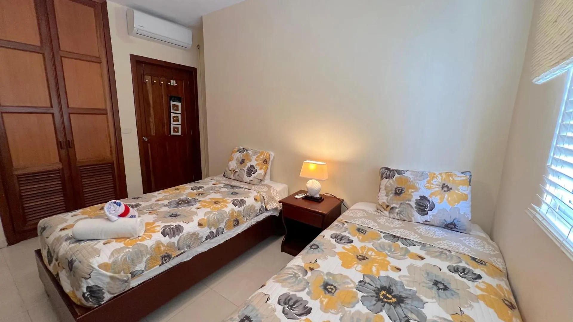 ***** Hotel Caribbean Oasis - Villas And Apartments - Playa Los Corales Punta Cana Repubblica Dominicana