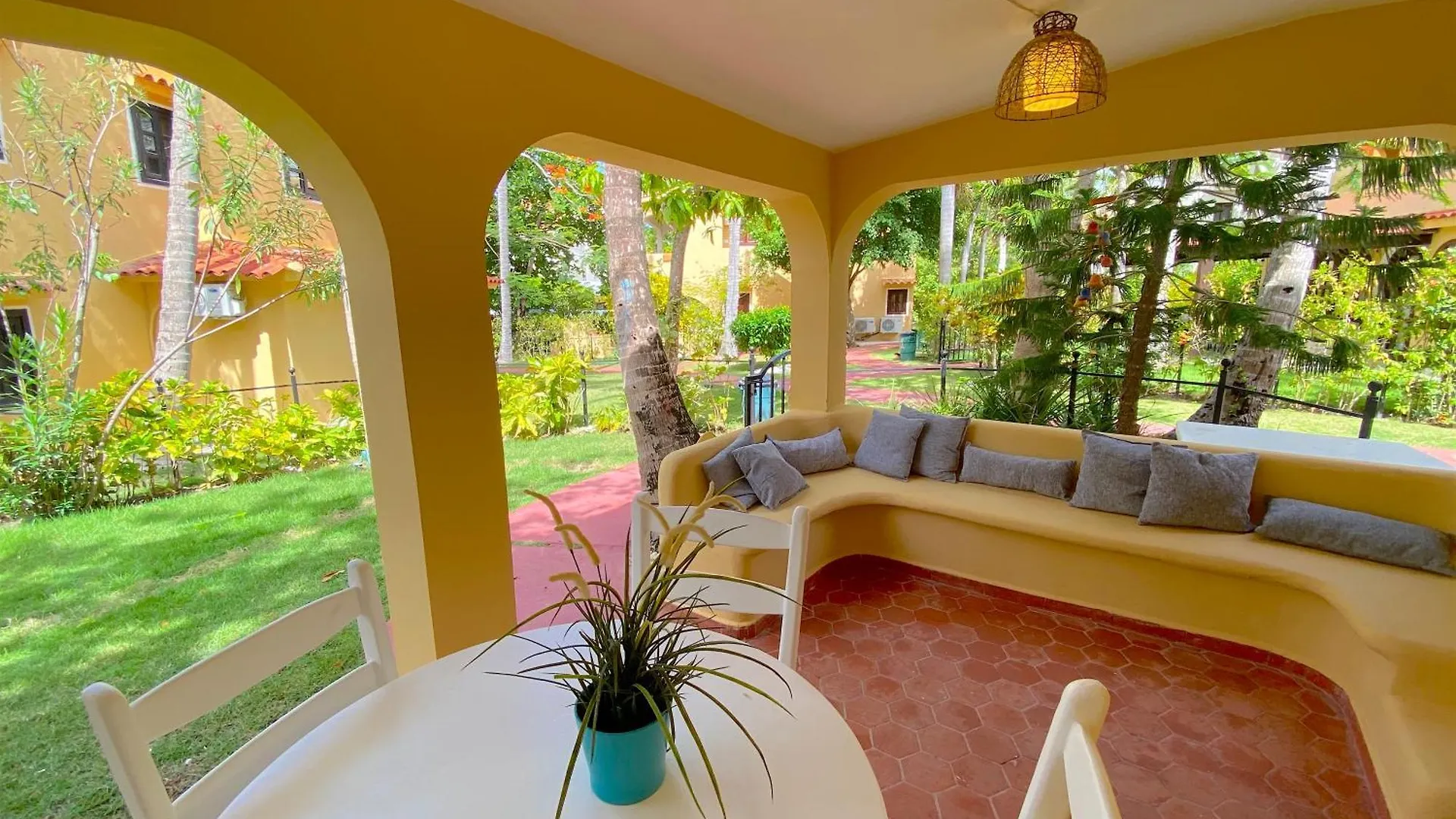 Caribbean Oasis - Villas And Apartments - Playa Los Corales Punta Cana Hotel