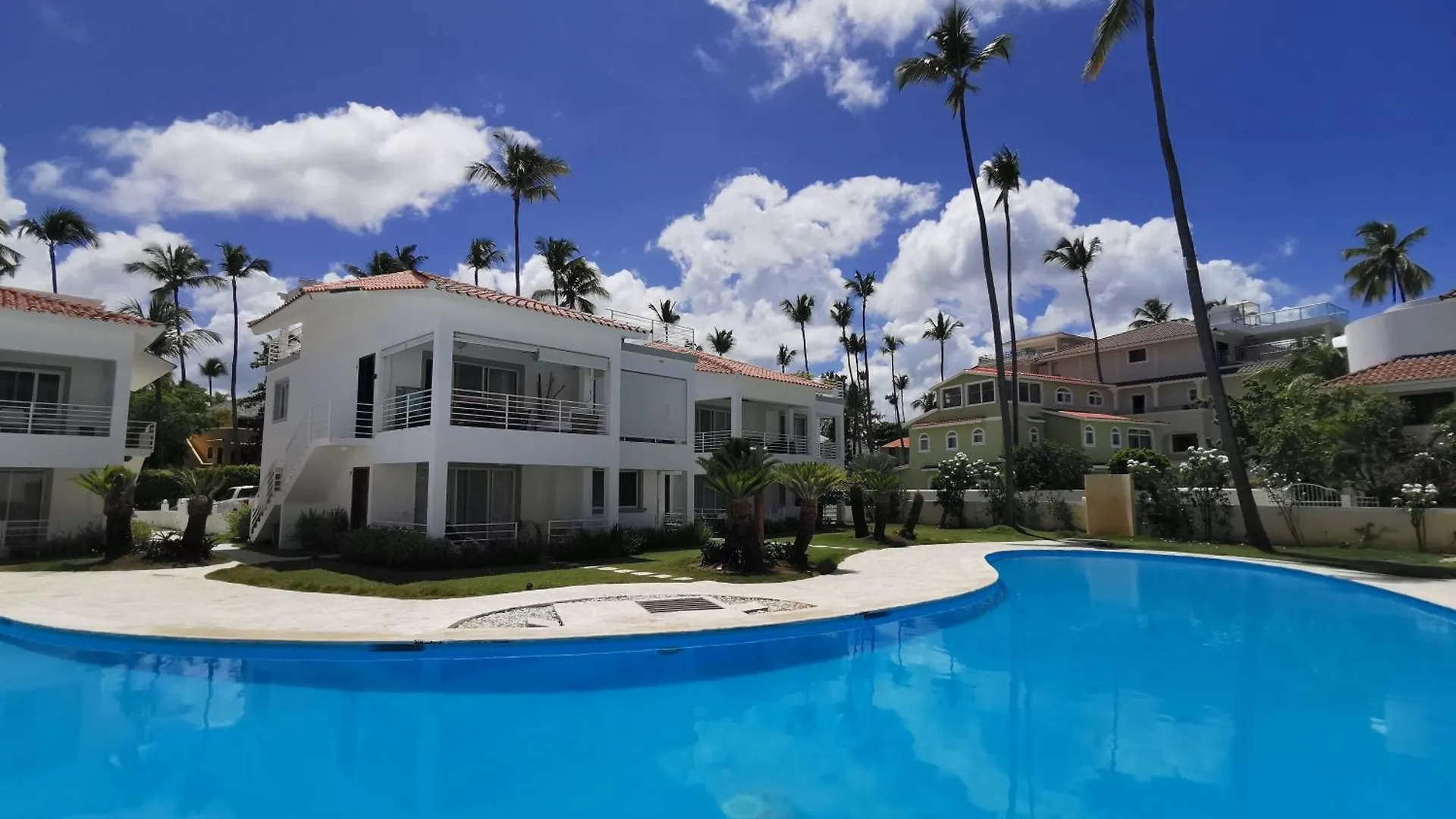 Caribbean Oasis - Villas And Apartments - Playa Los Corales Punta Cana 5*,